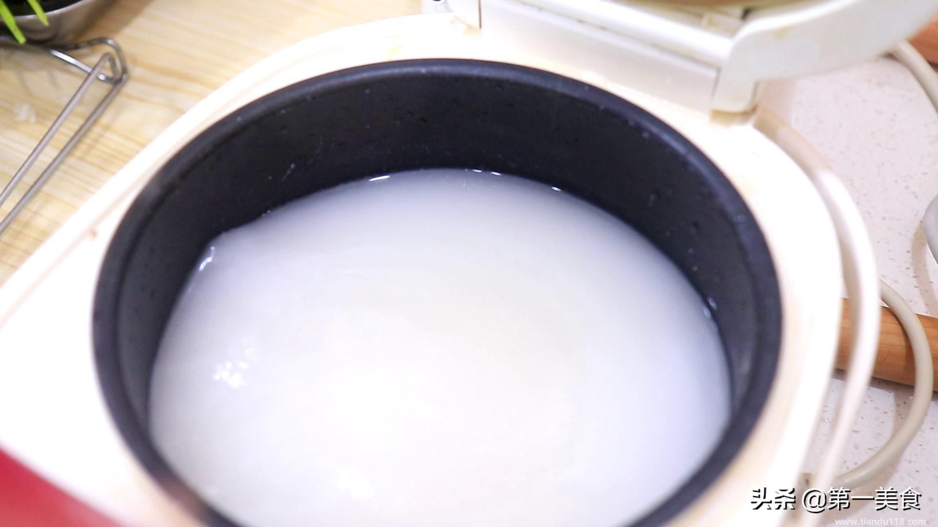普通蛋炒饭的做法简单步骤(怎样做蛋炒饭最好吃)(图2) 普通蛋炒饭的做法简单步骤(怎样做蛋炒饭最好吃)(图2)