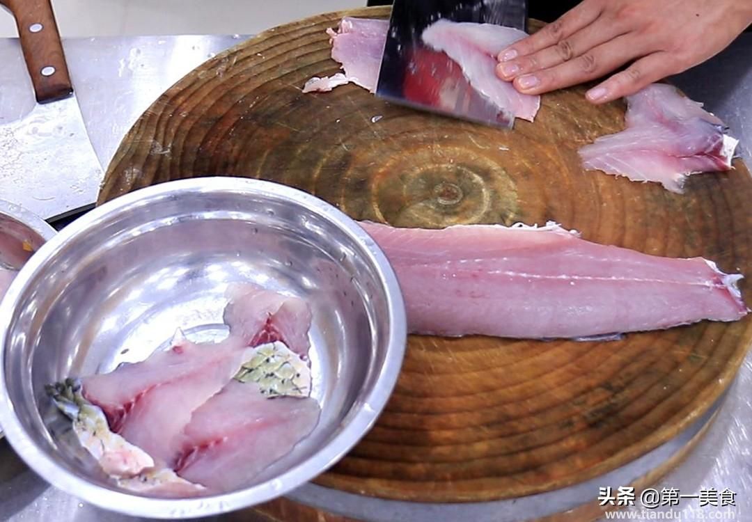 家常酸菜鱼的做法(家常酸菜鱼怎么做)(图2) 家常酸菜鱼的做法(家常酸菜鱼怎么做)(图2)