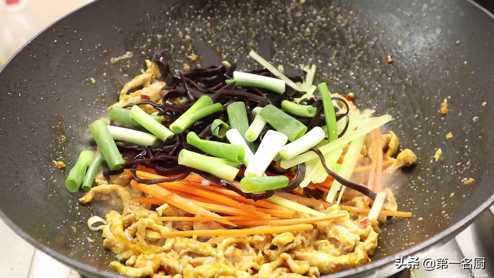 鱼香肉丝的做法(鱼香肉丝怎么做)(图14) 鱼香肉丝的做法(鱼香肉丝怎么做)(图14)