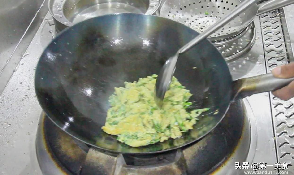 青椒炒鸡蛋的做法(青椒炒鸡蛋怎么做)(图6) 青椒炒鸡蛋的做法(青椒炒鸡蛋怎么做)(图6)