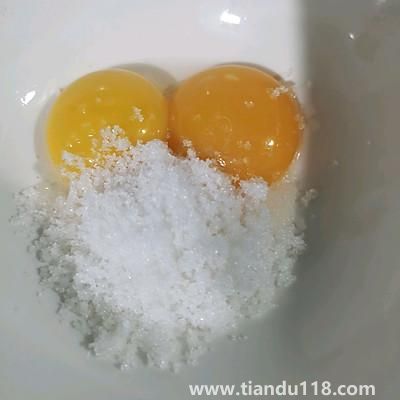 冰淇淋制作基本方法的做法（冰淇淋制作基本方法怎么做）(图2)