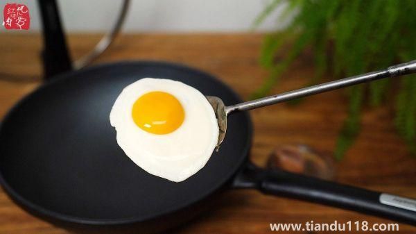 煎蛋的做法（煎蛋怎么做）