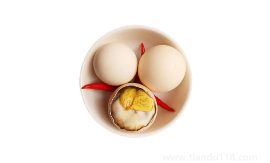活珠子比普通鸡蛋有营养吗1