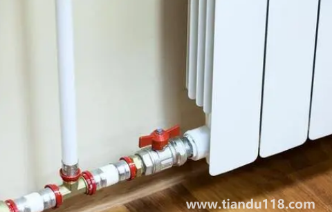 集中供暖用的是不是暖气片2