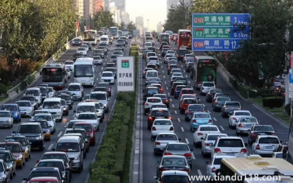 2022国庆节高速免费可以提前上高速吗(国庆节公路交通注意事项)(图2) 2022国庆节高速免费可以提前上高速吗2