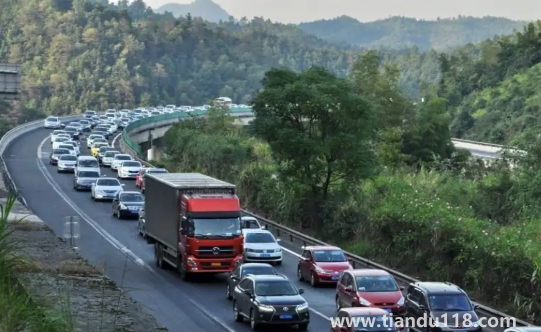 2022国庆节高速免费可以提前上高速吗(国庆节公路交通注意事项)(图3) 2022国庆节高速免费可以提前上高速吗3