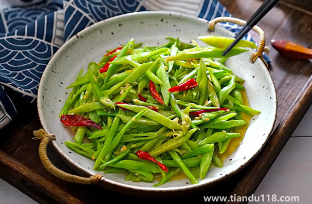 扁豆角的功效和作用及禁忌（扁豆角怎么吃好）