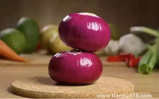 洋葱发芽长苗了还能吃吗3