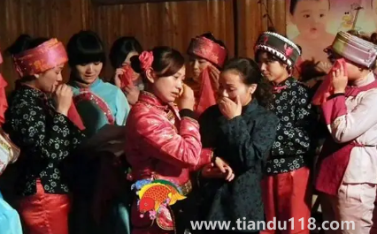 送亲衣服能随便穿吗（送亲娘家人要注意什么）