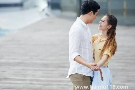 有男闺蜜的女朋友能不能要3